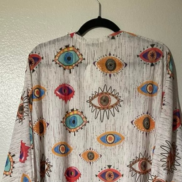 Robes - Picture 11 of 16